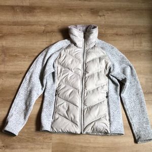 Women’s marmot size large. 700 fill down